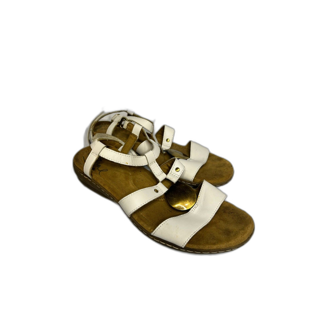 Natural Soul Brenda White Leather Memory Foam Sandals - Size 10 Women's